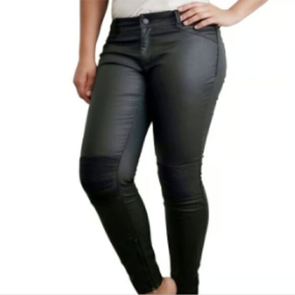 Mossimo Supply Co. Denim - MOSSIMO Black Coated Denim Moto Mid Rise Jeggings Size 10